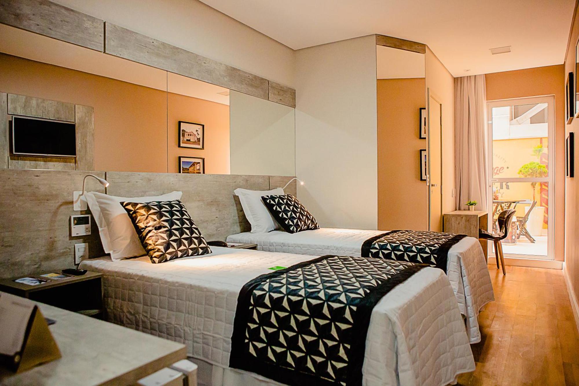 Bristol Vicosa Hotel Rum bild